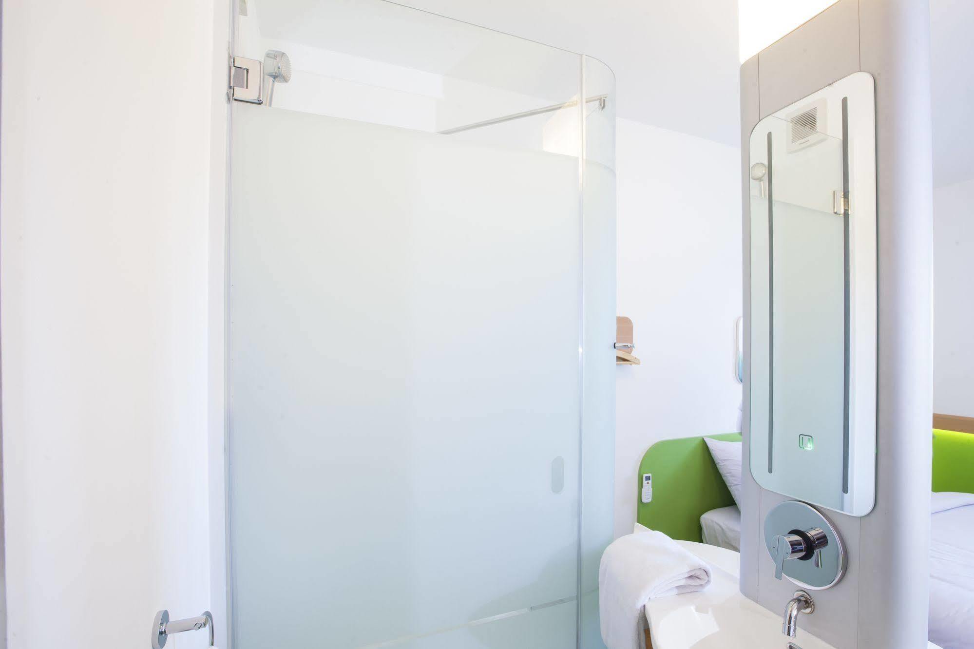 Ibis Budget Makassar Airport Hotel 2*