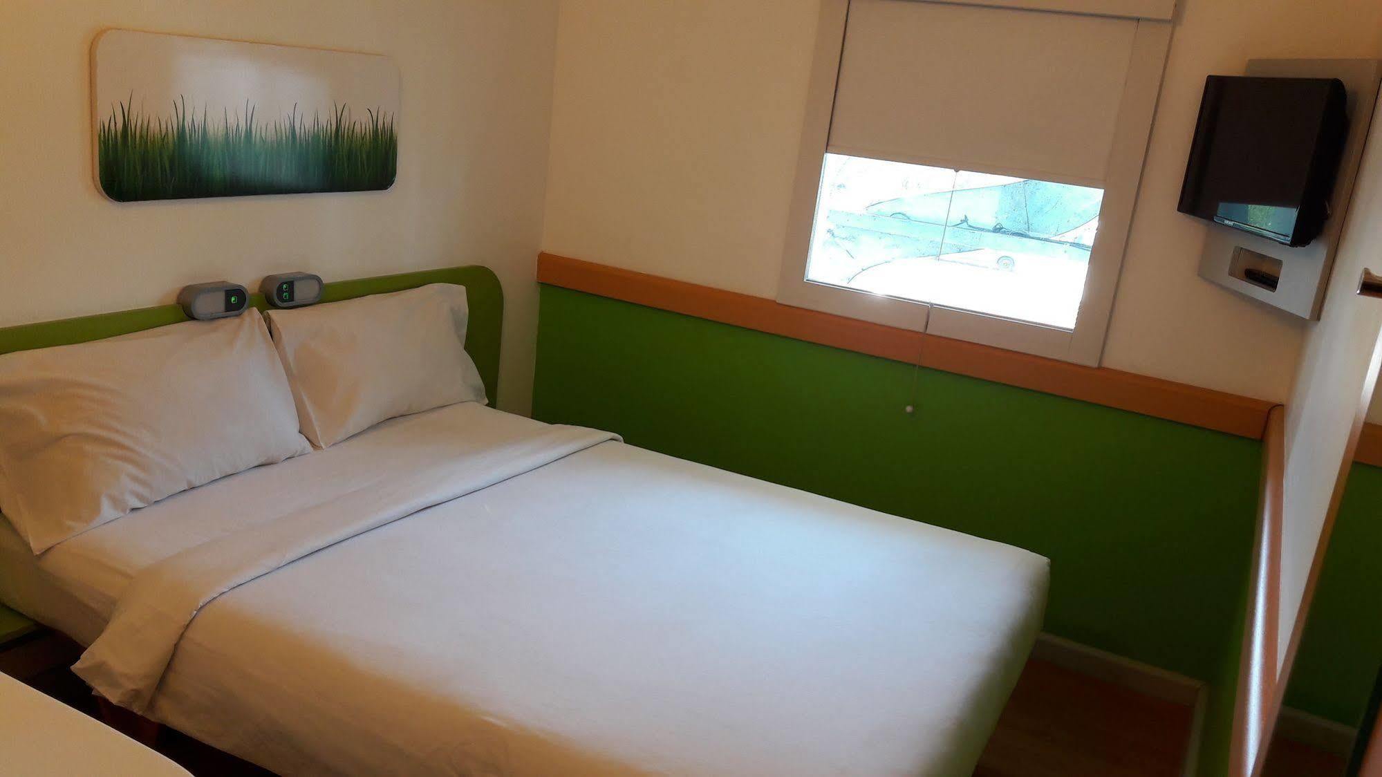 Ibis Budget Makassar Airport 2*