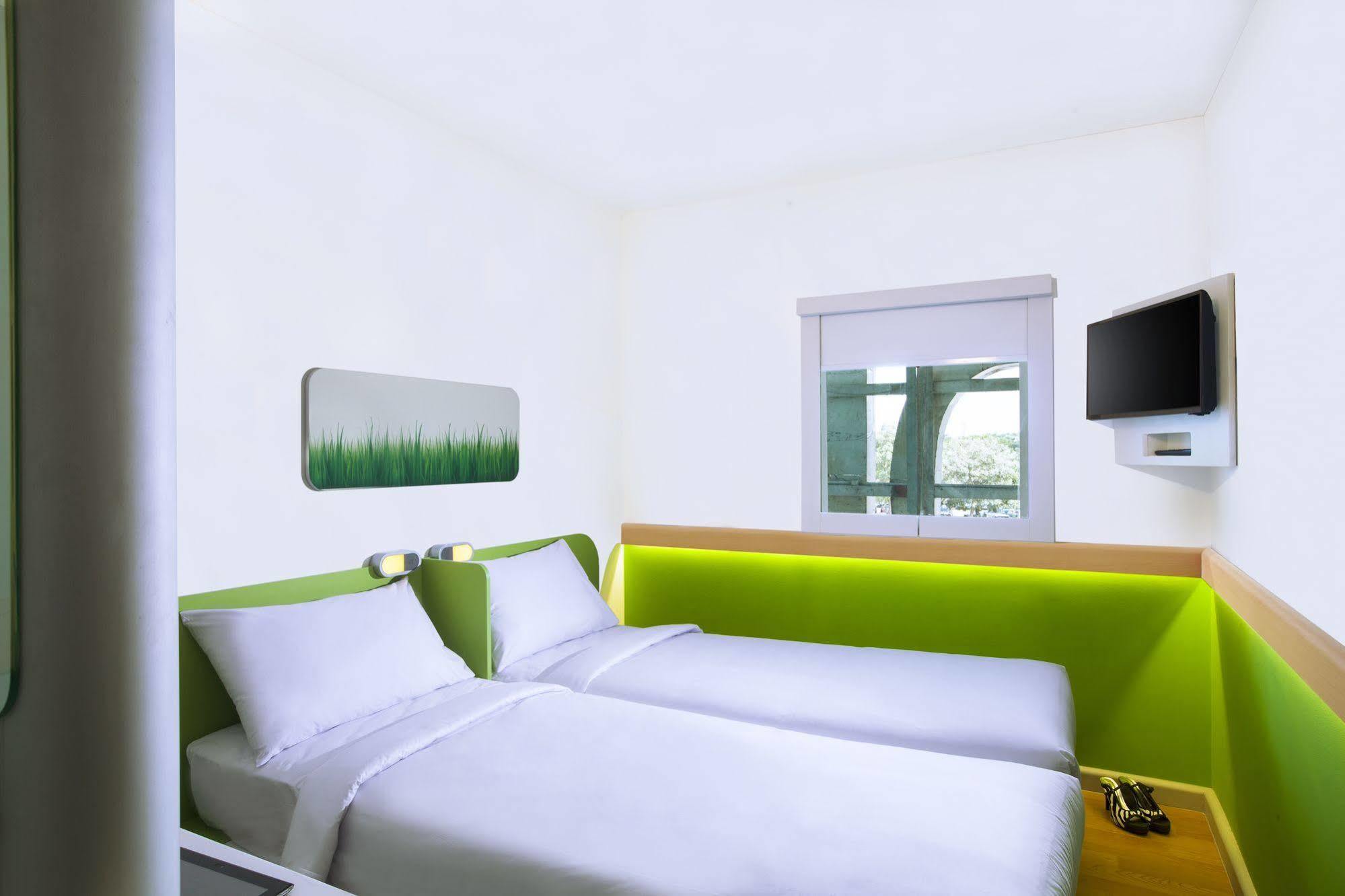 Hotel Ibis Budget Makassar Airport